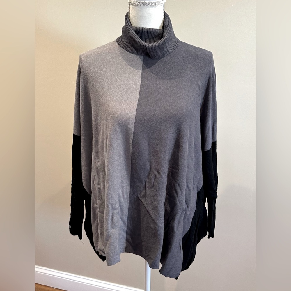 ALFANI Gray Poncho/Cape - Medium NWOT